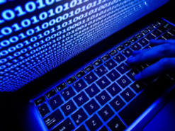 Українська ІТ-армія за місяць паралізувала роботу понад 900 російських ресурсів