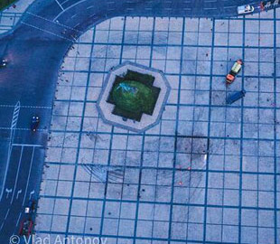 В сети показали, как выглядит Софийская площадь после двух дней уборки