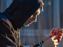 "Не открывайте ссылки": CERT-UA предупредила о массовом взломе украинцев через Facebook