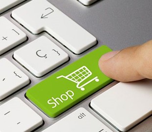 21-летний луганчанин в КПВВ "Станица Луганская" лишился компьютерной техники, заказанной в Днепре