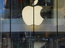 Змусили. Apple відкликає партію iPhone з магазинів Німеччини
