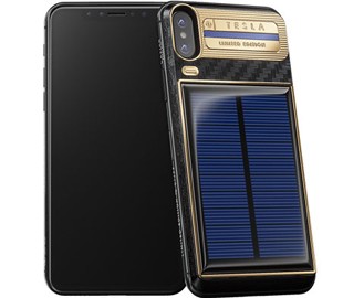Caviar выпустила смартфон iPhone X Tesla с солнечной батареей