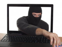 Мужчина перечислил мошенникам 6 тысяч гривен за виртуальный мопед