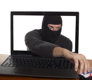 Мужчина перечислил мошенникам 6 тысяч гривен за виртуальный мопед