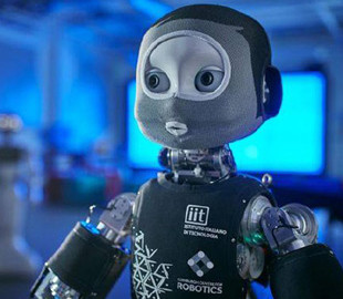 В Шотландии создали общительного робота-врача