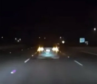 Автопилот Tesla протаранил машину на скорости 219 км/ч