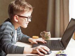 "Дистанционка" ухудшает зрение: советы МОЗ, как минимизировать вред от экрана