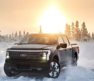 Электрический пикап Ford F-150 Lightning обходится в эксплуатации, как машина с расходом в 3,5 литра топлива на 100 км