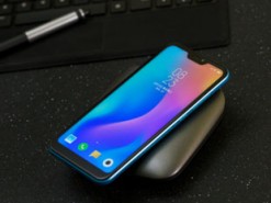 Xiaomi показала смартфон Redmi 6 Pro в насыщенном синем цвете