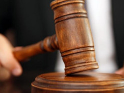 На Житомирщині горе-батька судитимуть за скоєння сексуального насильства над донькою