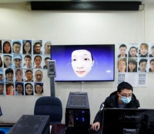 Китайская фирма разработала технологию распознавания лиц в масках