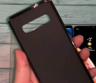 На видео сравнили габариты Samsung Galaxy S10+ с предыдущими смартфонами линейки