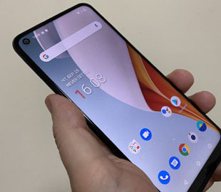 Топ 3 найкращих смартфона в 2022 році на чистому Android