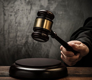 Прокурори скерували до суду обвинувальний акт щодо експосадовиці банку за фактом заволодіння коштами клієнта