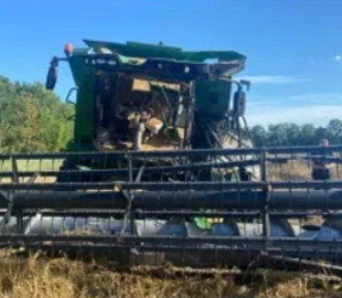 В Харківській області на мінах підірвалися два трактористи