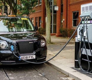  В Британии с 2022 года все новые дома будут оснащать зарядками для электрокаров