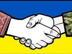 ИнАУ подарила оборудование связистам Генштаба ВСУ