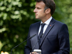Макрон допустив початок війни у Європі, зробивши невтішний прогноз щодо готовності своєї армії