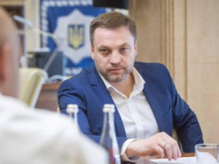 В Украине открыли около 800 производств из-за поддельных COVID-сертификатов