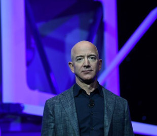 Джефф Безос после ухода из Amazon плотнее займётся космосом, где будет конкурировать с Илоном Маском