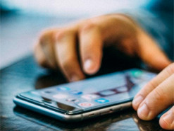 Названы причины, почему следует выключать интернет в смартфоне