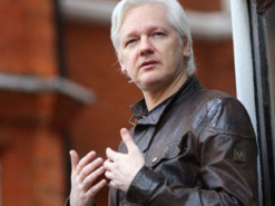 Основатель WikiLeaks Ассанж перенес микроинсульт после сообщения об экстрадиции
