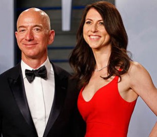 Раскрыты источник и цена интимных снимков самого богатого человека в мире