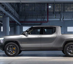 Начало продаж конкурента Tesla Cybertruck отложили