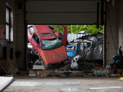 В Офисе президента показали самый большой микрорайон Харькова после российских обстрелов (Фото)