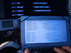 Киберполиция разоблачила преступную группу, которая похитила со счетов предпринимателей три миллиона гривен