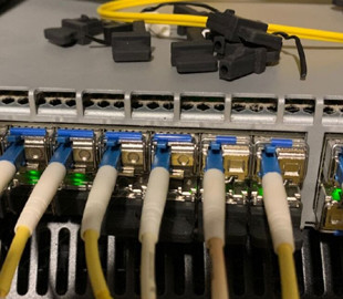 Во Львове после ракетного удара произошло масштабное отключение Интернета