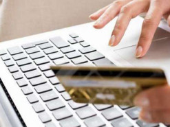 Жінка хотіла отримати допомогу, а натомість втратила кошти