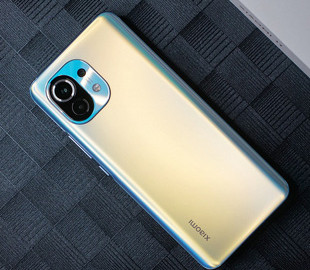 Xiaomi Mi 11 умеет выводить звук одновременно на две разные колонки