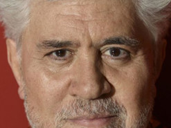 Instagram вибачилися за видалення постерів до нового фільму Педро Альмодовара