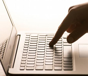 Усиление санкций против СМИ: опубликован доработанный закон о медиа