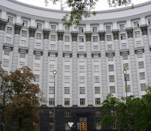 Кабмін змінив умови виїзду за кордон для ще двох категорій громадян