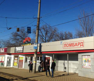 На Сумщине учительница сдала в ломбард нетбуки первоклассников