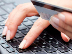 Жінка "оформила" грошову допомогу і втратила власні кошти