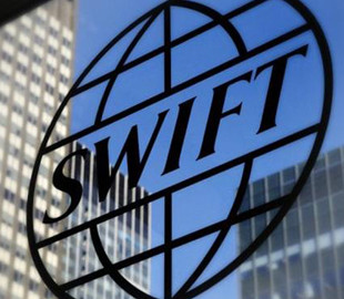 Россию могут отключить от системы SWIFT, - посол в США