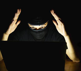 В сеть слили личные данные миллионов украинцев: эксперт дал важные советы