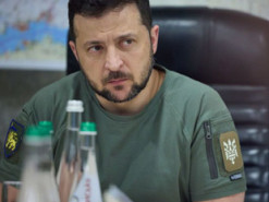 Зеленський зустрівся з підрядниками будівництва доріг: обговорили відновлення під час війни