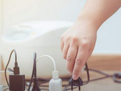 Як захиститись від стрибків напруги вдома: корисні поради