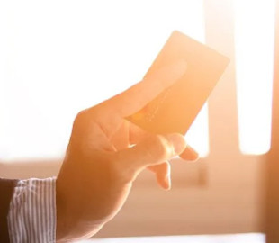 Чоловік втратив 226 841 грн з карток ПриватБанку після крадіжки гаманця — що вирішив суд