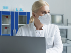 У МОЗ пояснили, як українцям отримати медичну допомогу в Чехії