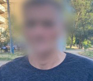 Выхватил телефон и сдал в ломбард: в Кривом Роге мужчина ограбил собственную мать