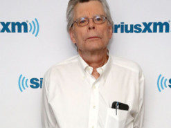 Стівен Кінг назвав ракетний обстріл ТЦ у Кременчуці терактом: Страшніші за будь-якого монстра в романах