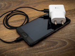 5 мифов о зарядке смартфонов, в которые продолжают верить