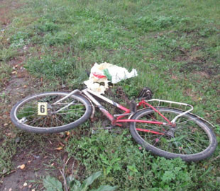 На Роменщині вантажівка збила велосипедистку