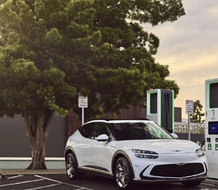 Электрический кроссовер Genesis GV60 получил поддержку ключа Apple Car Key