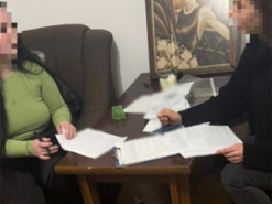 Судитимуть жінку, яка привласнила гроші, зібрані на закупівлю дронів для ЗСУ